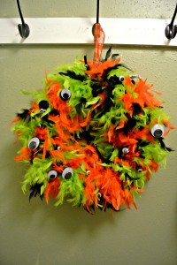 googly eye monster wreath