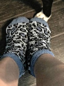 fuzzy socks mylifesuchasitis.com